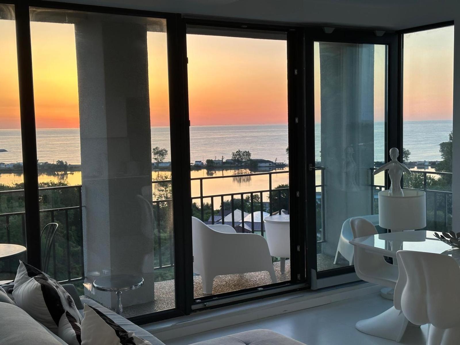 Donna Alba Seaview Penthouse, Casa Ta De Pe Plaja Leilighet Neptun Eksteriør bilde