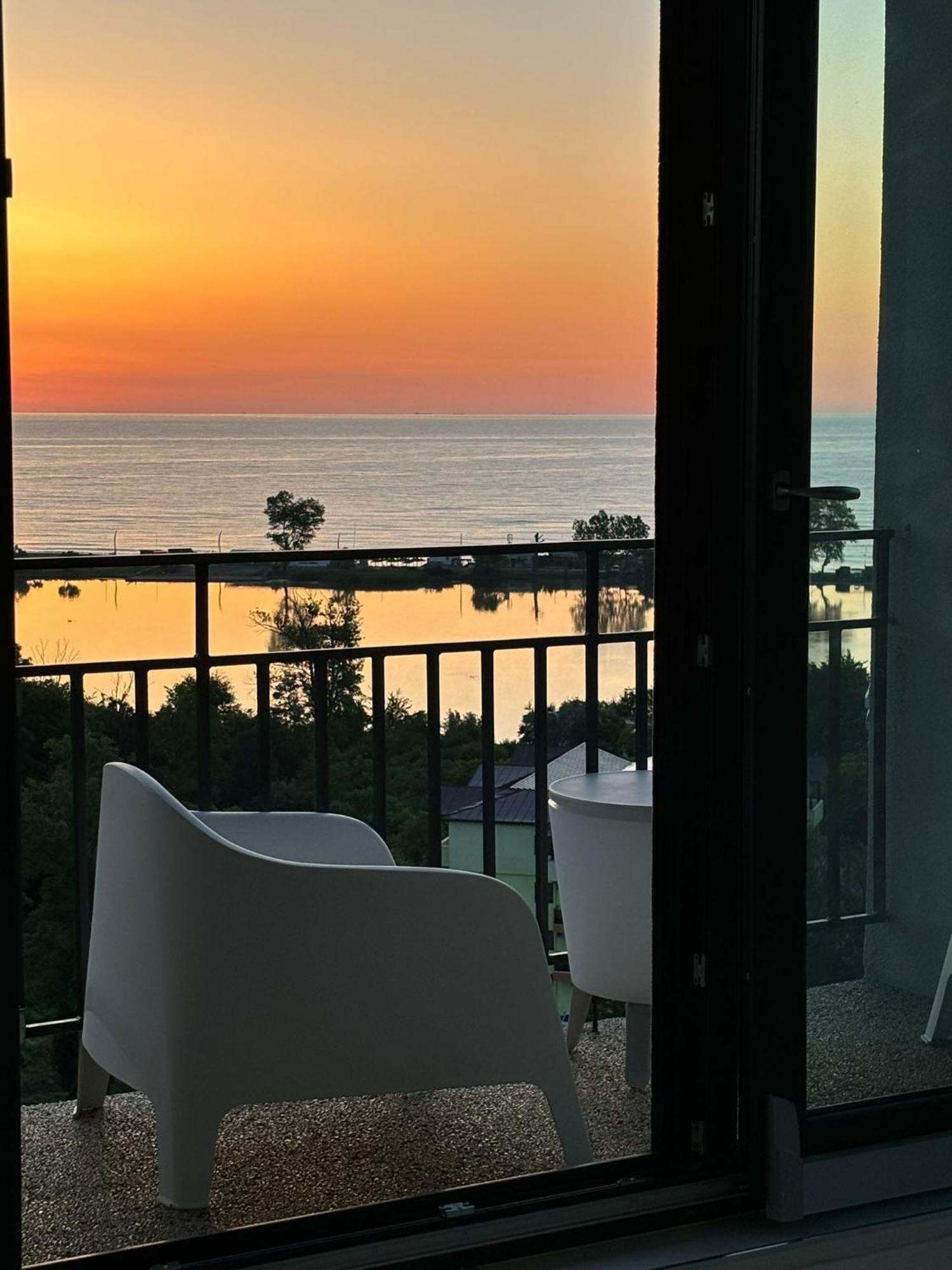 Donna Alba Seaview Penthouse, Casa Ta De Pe Plaja Leilighet Neptun Eksteriør bilde